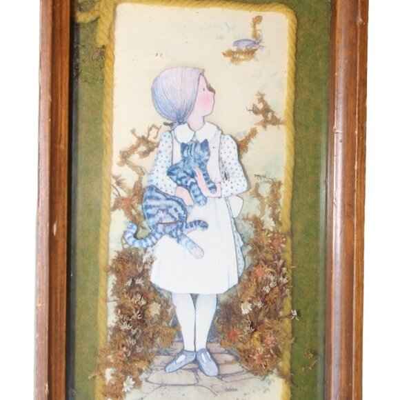 Vintage 1970's 3D wooden frame girl with a cat bird nature wall hanging collage - Picture 10 of 11